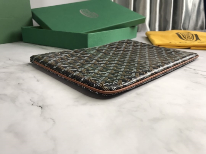 Goyard Clutch Bags